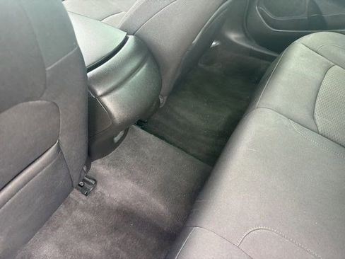 Used 2022 Chevrolet Malibu LS FWD image 32