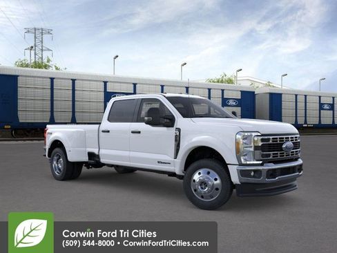 New 2026 Ford F450 XLT w/ FX4 Off-Road Package image 1