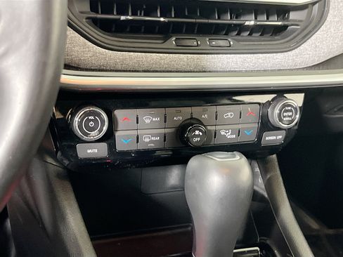 Used 2022 Jeep Compass Latitude w/ Convenience Group AWD/4WD image 15