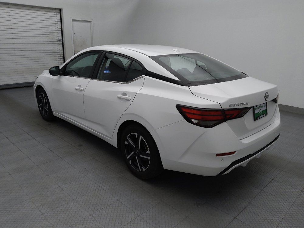 Used 2024 Nissan Sentra SV FWD image 5