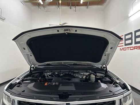 Used 2018 Chevrolet Tahoe LT AWD/4WD image 5