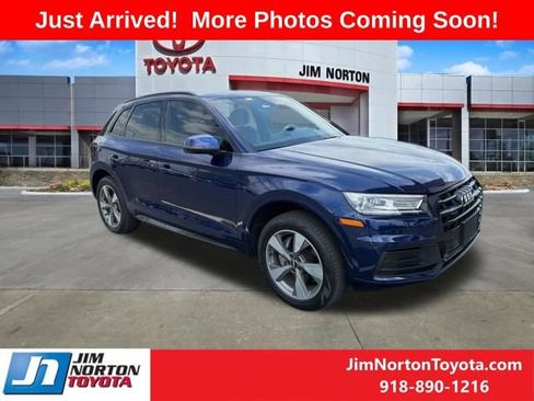 Used 2020 Audi Q5 2.0T Premium w/ Titanium Sport Package AWD/4WD image 1