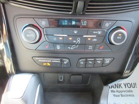 Used 2019 Ford Escape Titanium FWD image 19