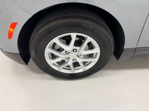 Certified 2024 Chevrolet Equinox LT FWD image 19