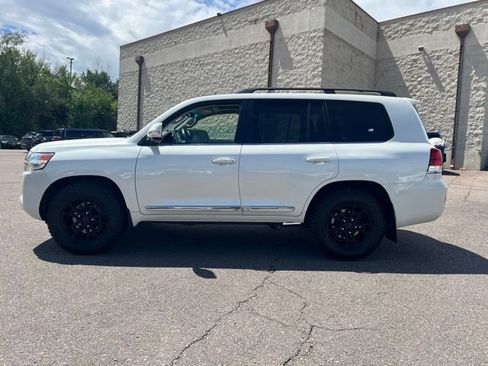 Used 2017 Toyota Land Cruiser AWD/4WD image 2