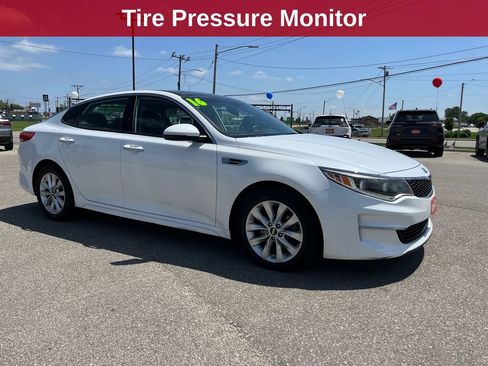 Used 2016 Kia Optima EX w/ Premium Package FWD image 8