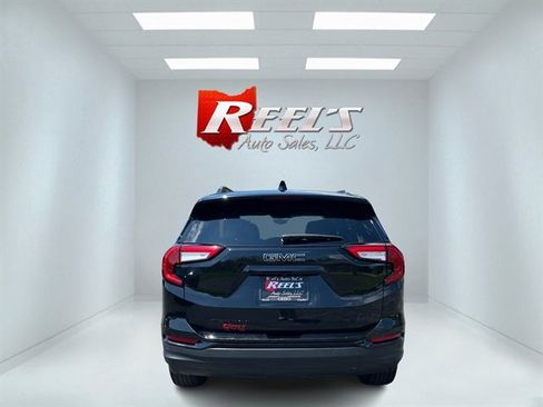 Used 2023 GMC Terrain SLE w/ Driver Convenience Package AWD/4WD image 8