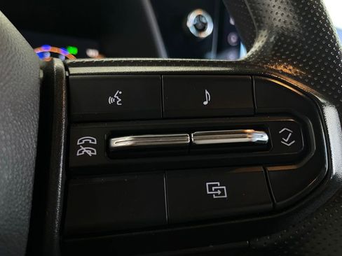 Used 2024 Chevrolet Colorado W/T image 26