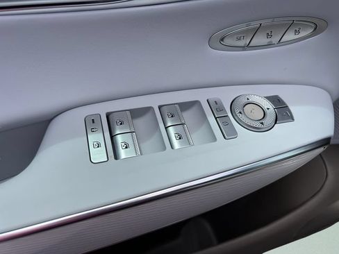 New 2026 Genesis GV70 2.5T Advanced AWD/4WD image 23