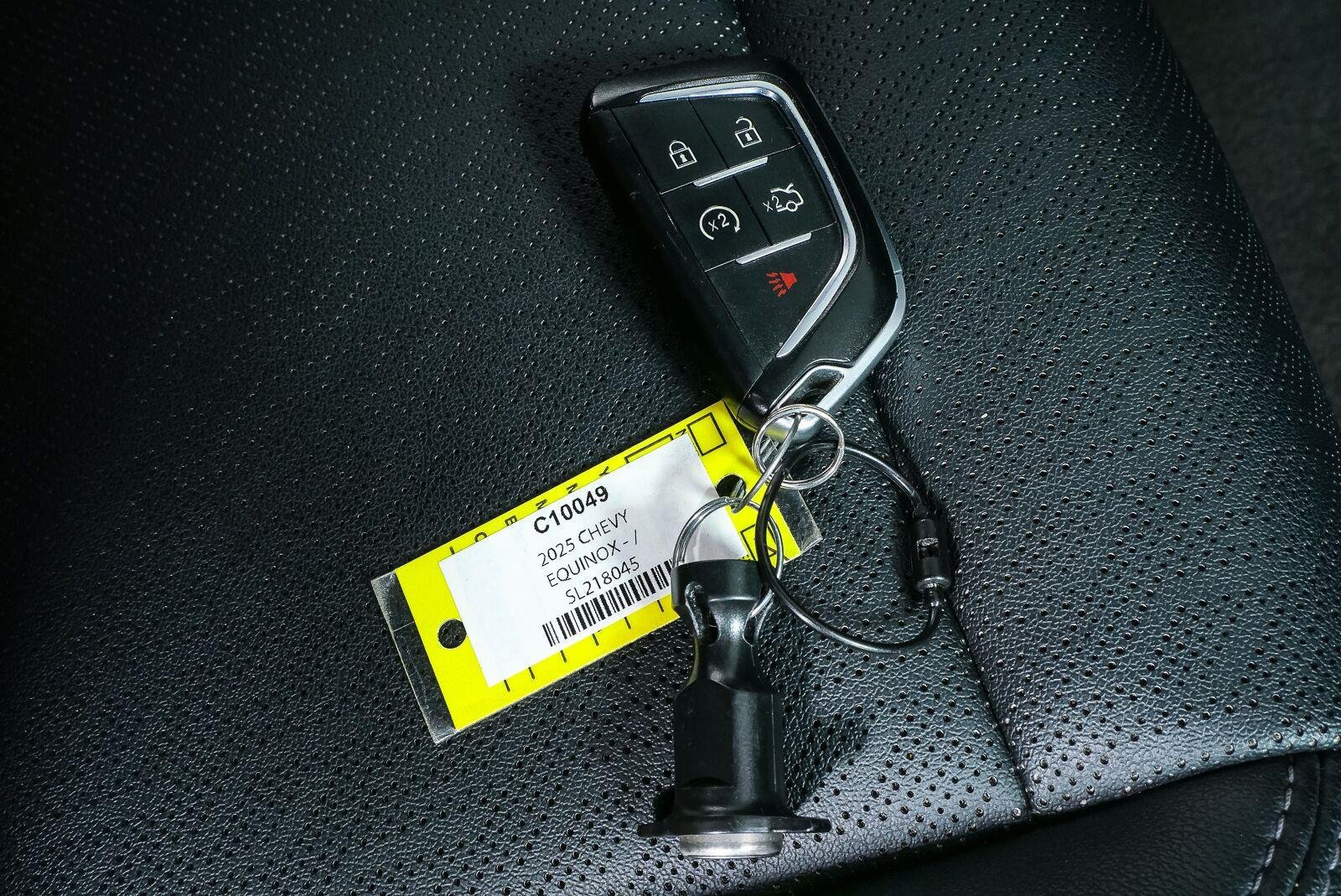 Certified 2025 Chevrolet Equinox LT w/ Convenience Package II FWD image 37