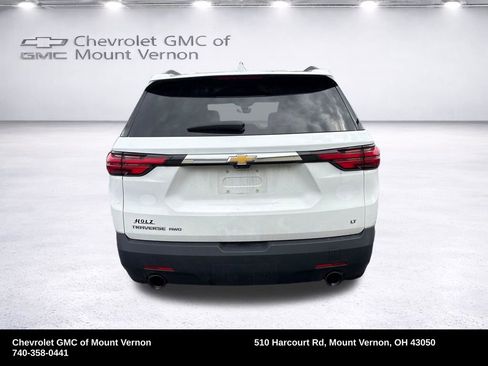 Used 2023 Chevrolet Traverse LT w/ LT Premium Package AWD/4WD image 4
