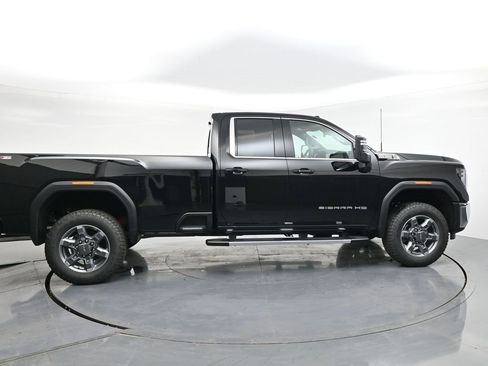 New 2026 GMC Sierra 3500 SLE image 6