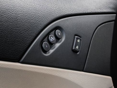 Used 2005 Chevrolet Corvette Convertible w/ Preferred Equipment Group image 27