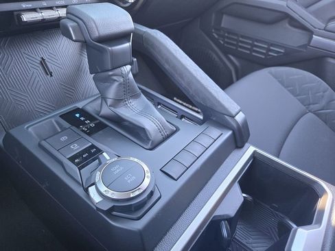 New 2026 Toyota Tacoma SR5 image 17