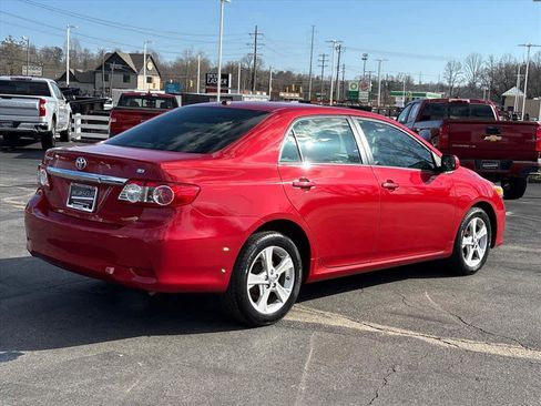 Used 2013 Toyota Corolla LE image 3