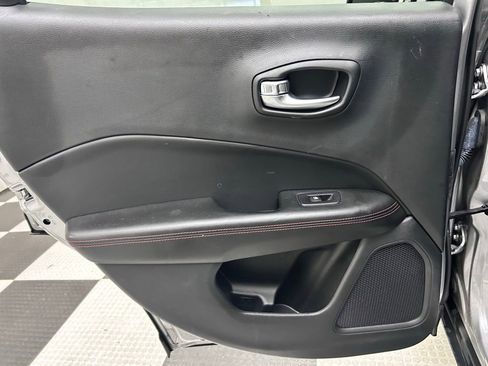 Certified 2021 Jeep Compass Trailhawk AWD/4WD image 13