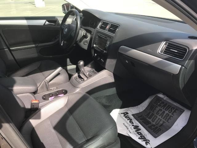 Used 2014 Volkswagen Jetta SE FWD image 11