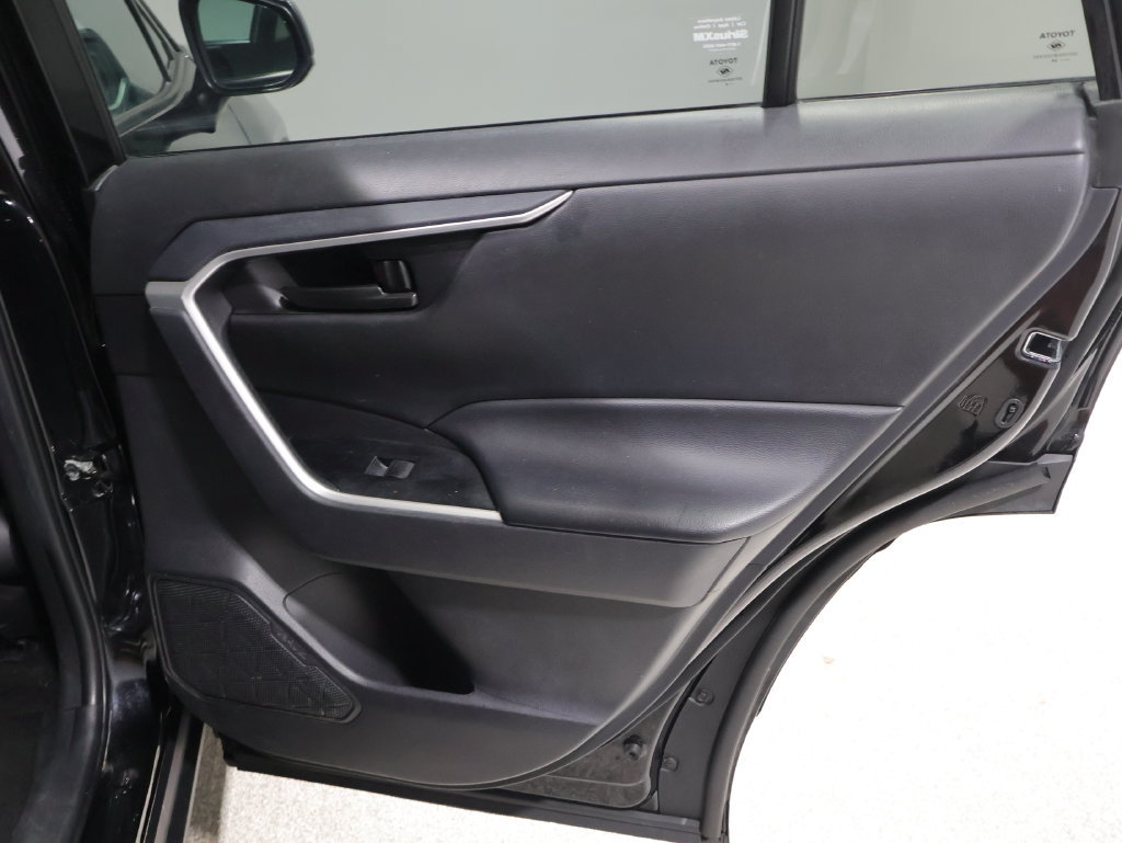 Used 2024 Toyota RAV4 LE AWD/4WD image 21