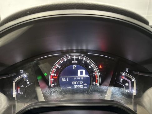 Used 2019 Honda CR-V LX image 9