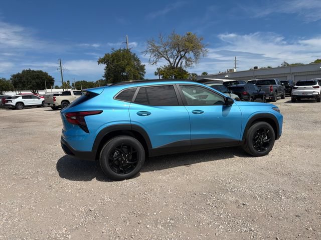 New 2026 Chevrolet Trax LT w/ Midnight Edition FWD image 13