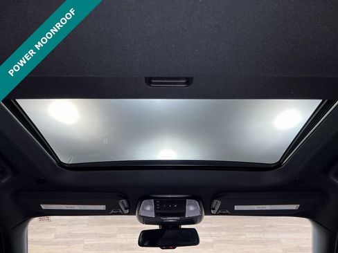 Used 2022 Dodge Charger Scat Pack image 5