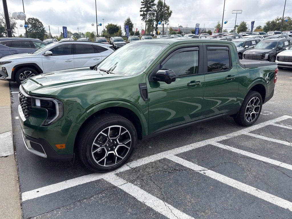 Used 2025 Ford Maverick Lariat AWD/4WD image 1