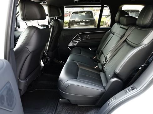New 2026 Land Rover Range Rover Long Wheelbase SE AWD/4WD image 29