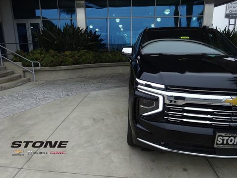 New 2026 Chevrolet Suburban Premier AWD/4WD image 32
