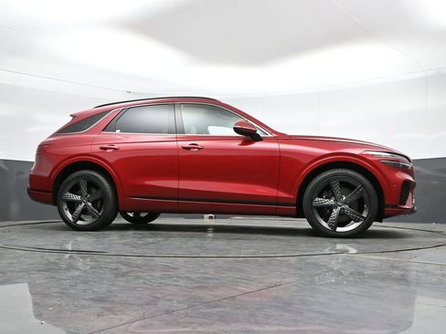 Used 2024 Genesis GV70 2.5T w/ Sport Prestige Package AWD/4WD image 42