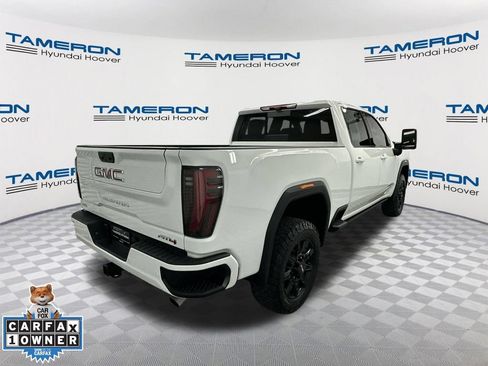 Used 2025 GMC Sierra 2500 AT4 w/ AT4 Premium Plus Package AWD/4WD image 5
