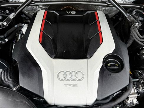 Used 2018 Audi SQ5 Premium Plus w/ Navigation Package AWD/4WD image 61
