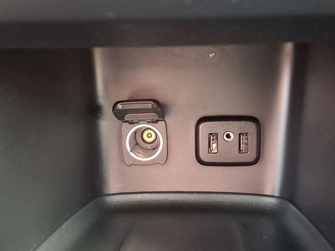 Used 2019 GMC Acadia SLT image 26