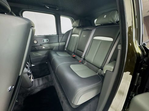 New 2026 Rolls-Royce Cullinan Black Badge AWD/4WD image 25