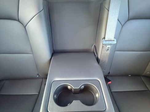 Used 2024 Chevrolet Colorado LT w/ LT Convenience Package III image 31