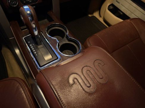 Used 2013 Ford F150 King Ranch w/ King Ranch Chrome Pkg image 18