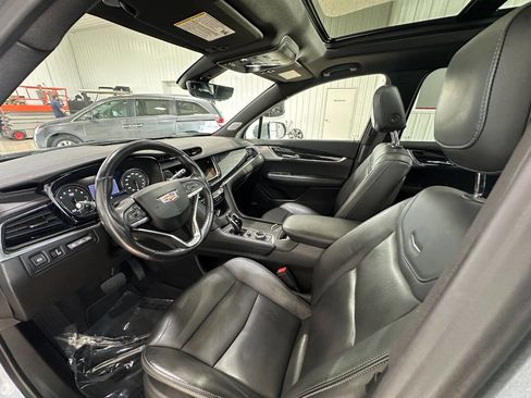 Used 2023 Cadillac XT6 Premium Luxury w/ Technology Package image 27