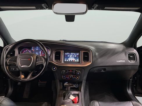 Used 2019 Dodge Charger SXT w/ Leather Interior Group image 11