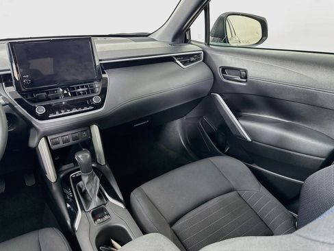 Used 2024 Toyota Corolla Cross AWD Hybrid image 21