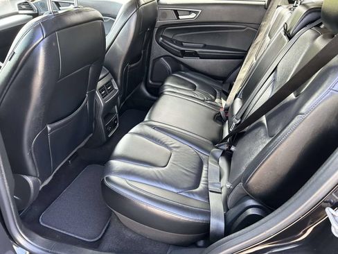 Used 2022 Ford Edge Titanium AWD/4WD image 20
