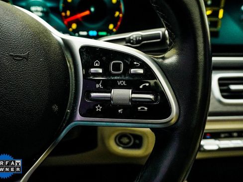 Used 2022 Mercedes-Benz GLE 580 4MATIC w/ Night Package image 30