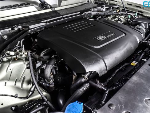 Used 2024 Land Rover Defender 110 S AWD/4WD image 9