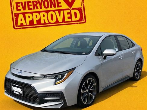 Used 2020 Toyota Corolla SE image 1