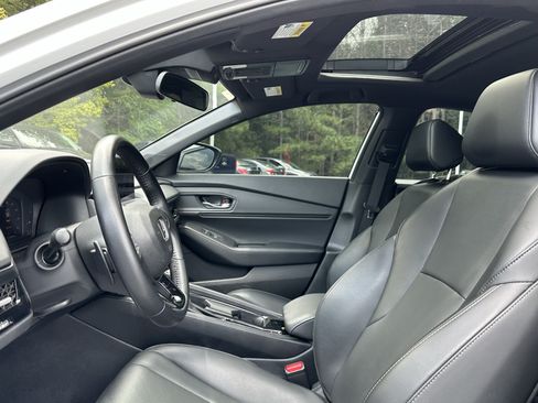 Used 2024 Honda Accord Sport image 7