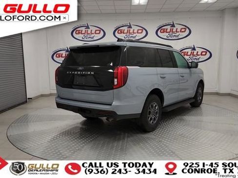 Used 2025 Ford Expedition Active image 8
