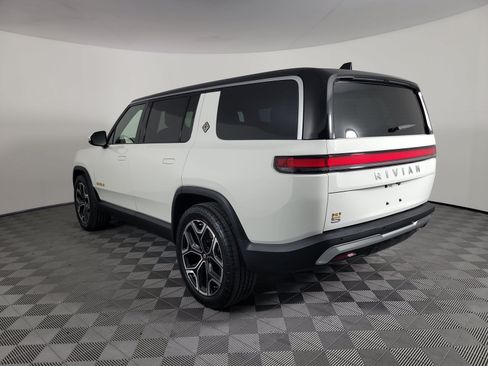 Used 2023 Rivian R1S Launch Edition Quad AWD/4WD image 3