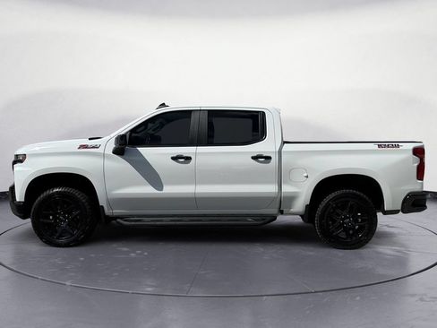 Used 2021 Chevrolet Silverado 1500 LT Trail Boss w/ Convenience Package II AWD/4WD image 2