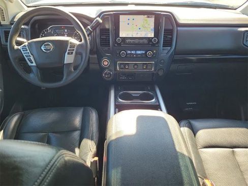 Certified 2022 Nissan Titan SV w/ SV Convenience Package image 19