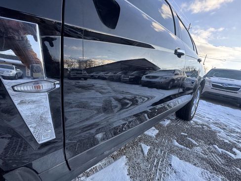 Used 2012 Cadillac SRX Luxury image 12