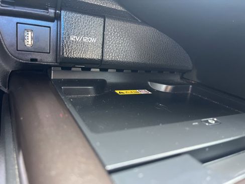 Used 2024 Toyota Camry XSE image 18