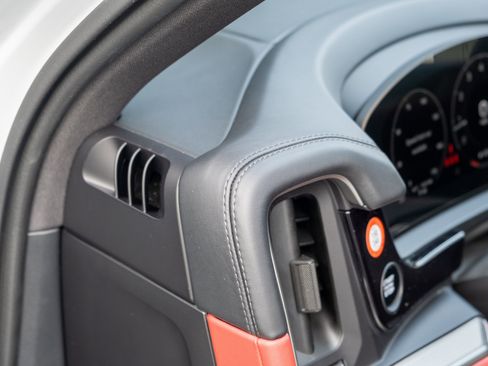 New 2026 Porsche Cayenne image 18